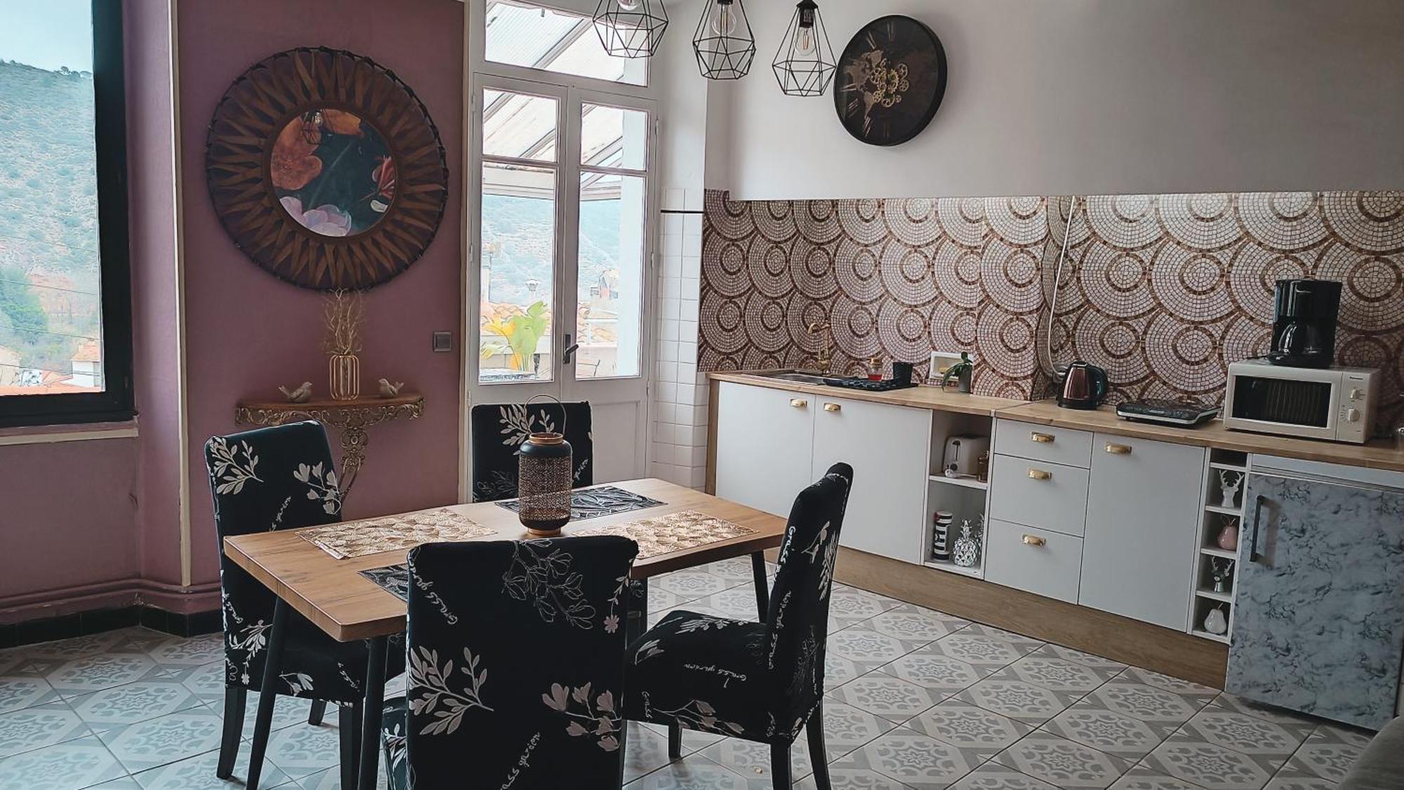 Bed and Breakfast A L' Estiu Latour-de-France Zewnętrze zdjęcie